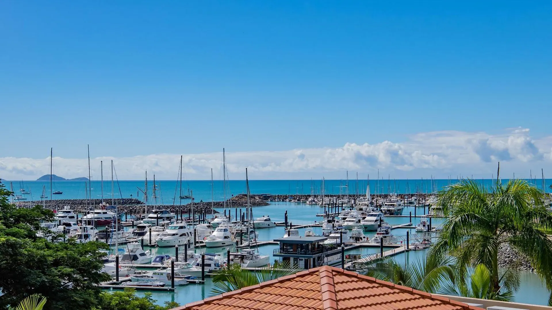 Shingley Ocean Views Apartment Airlie Beach
